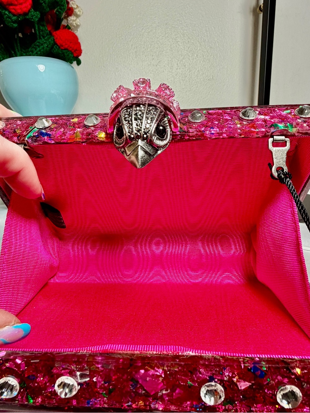 Kurt Geiger Hot Pink Glitter London Sticker Box Clutch NWT - Picture 10 of 10